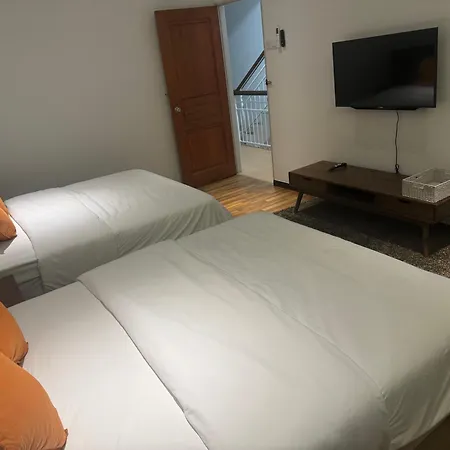 Jambul Villa 3-Storey Corner House 6Bed5Bathroom Bayan Lepas Exterior photo