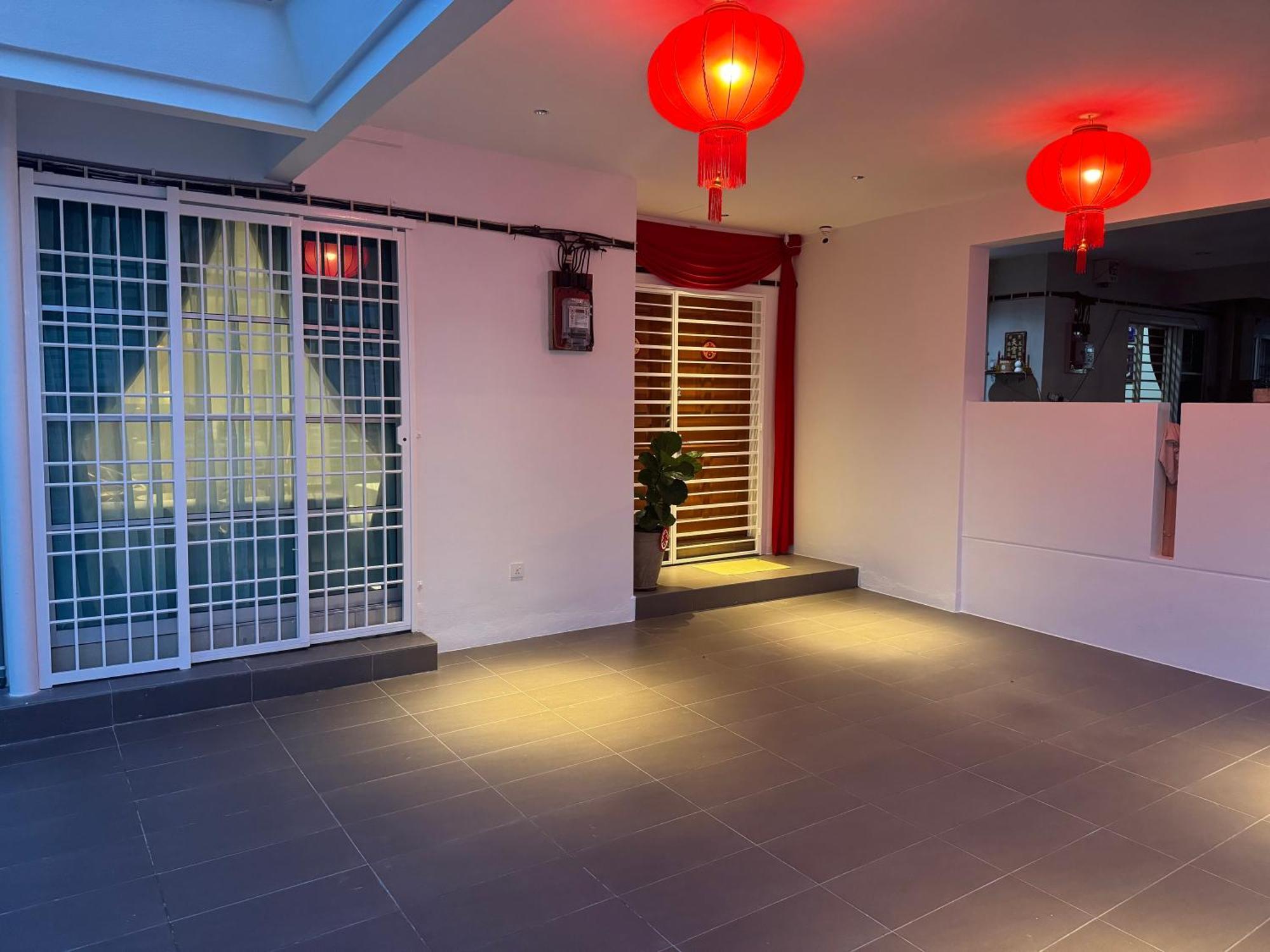 Rumah liburan Jambul 3-storey Corner House 6bed5bathroom *